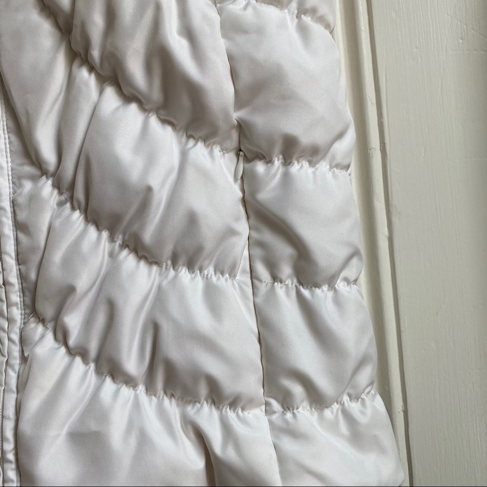Nine West Winter White Puffer Down Vest - Picture 4 of 7